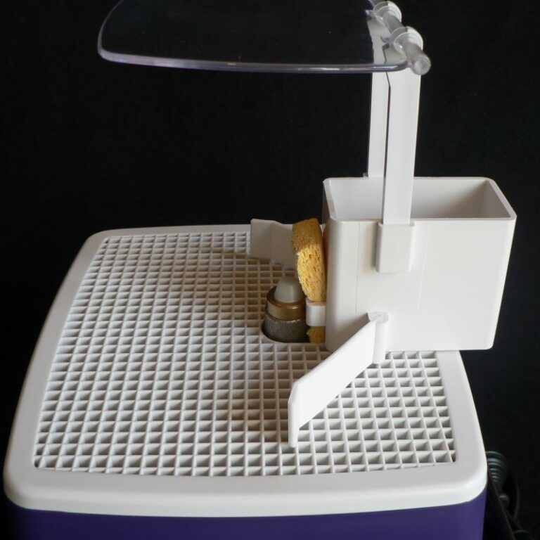 Gryphon Studio Grinder Villa Leadlights