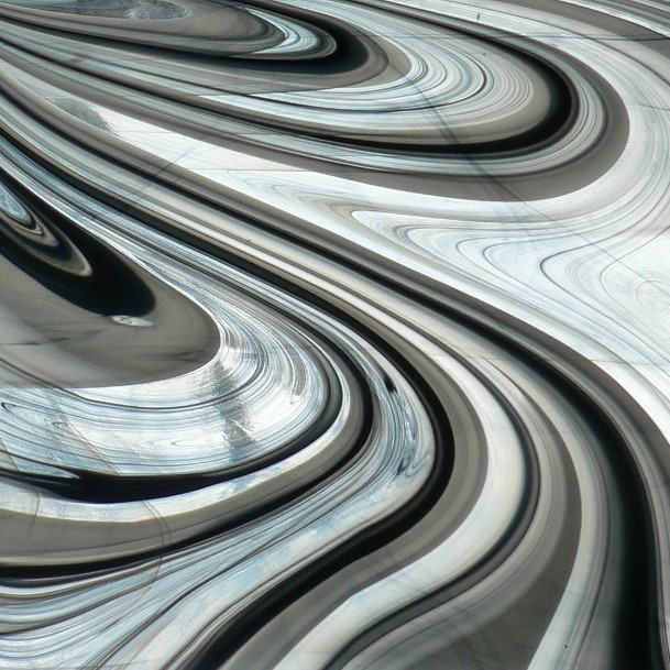 OGTBR6000 Black / White / Clear Baroque