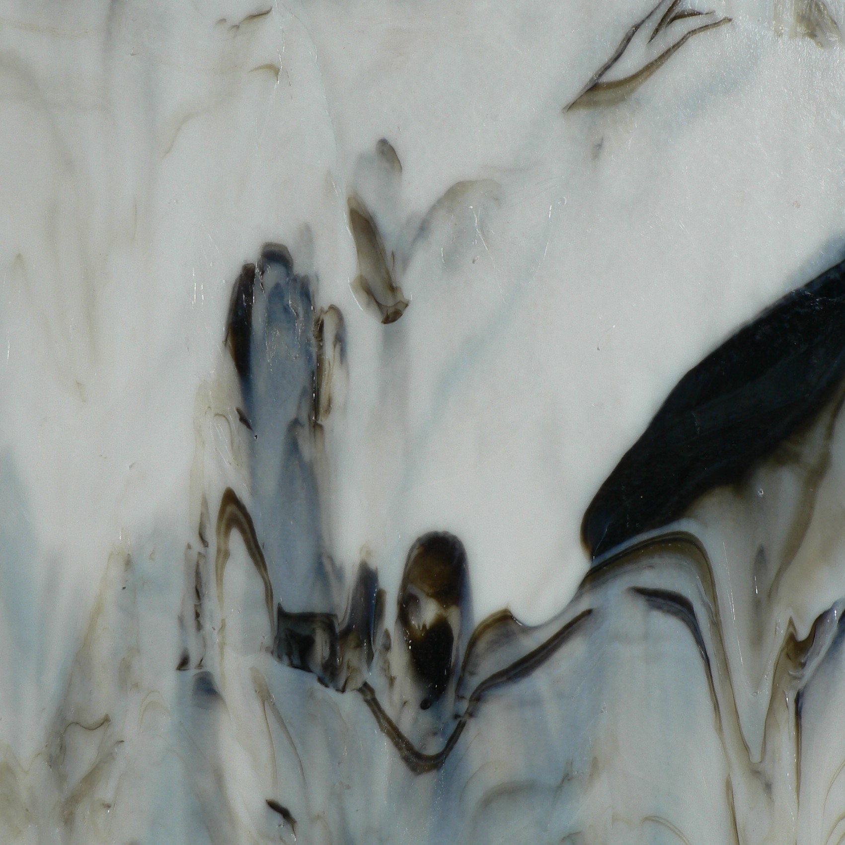 W502D Medium Brown / Grey Opal